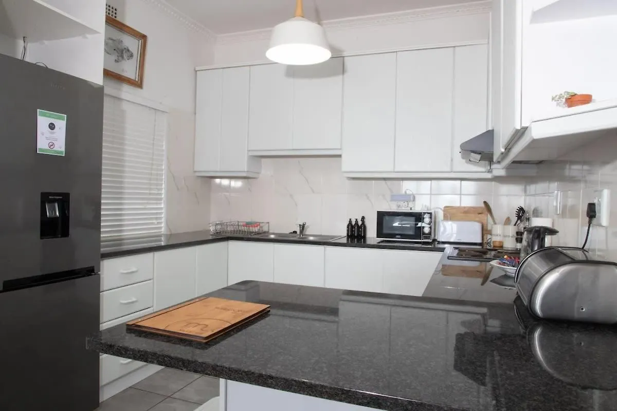 St James Mansions Apartment Muizenberg